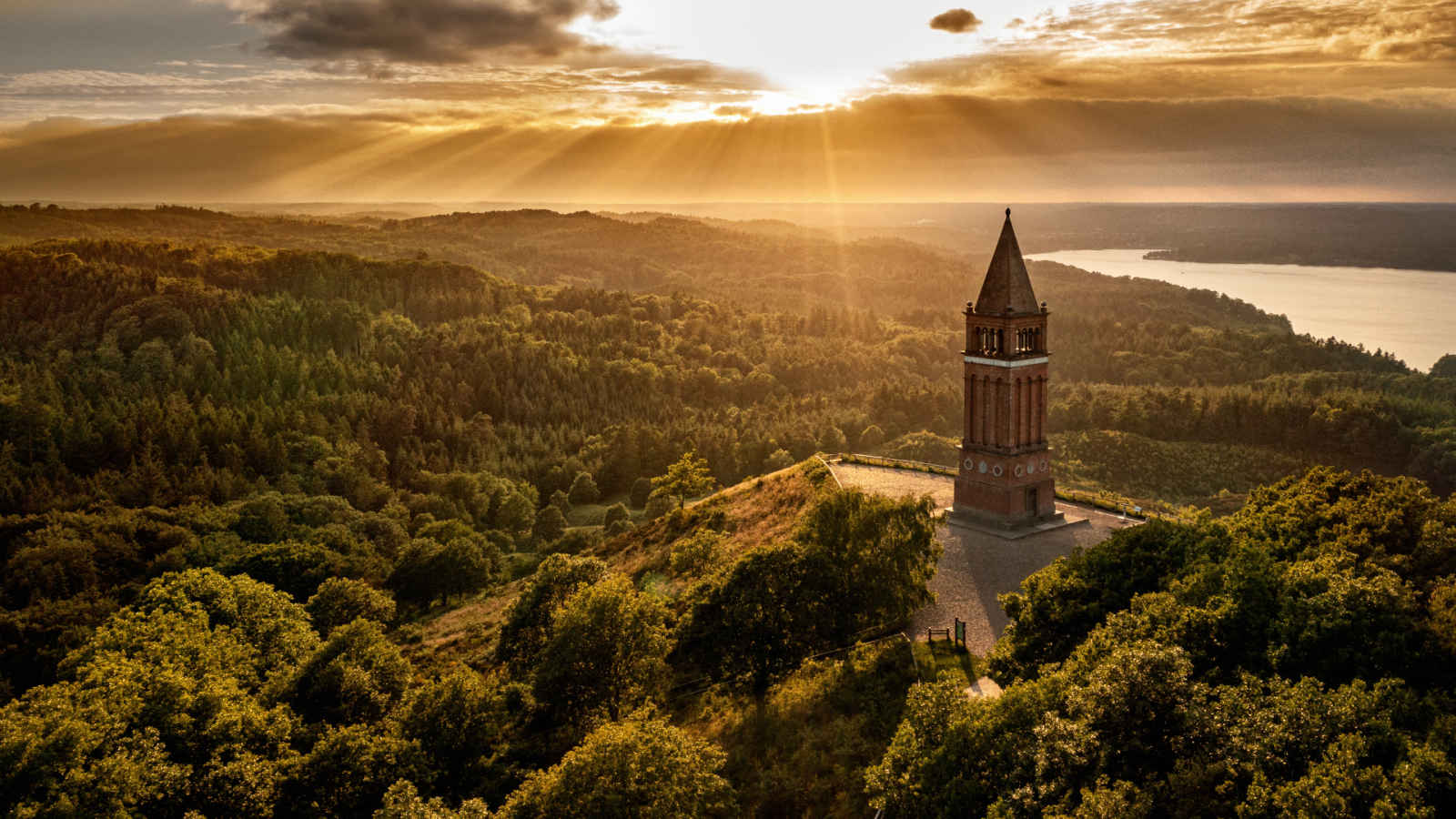 Himmelbjergtårnet